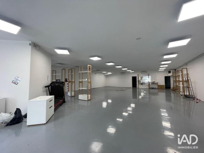 Local commercial - 552 m²