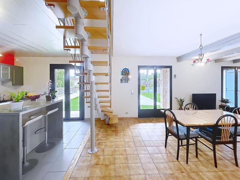 Maison - 128 m² - 5 pièces