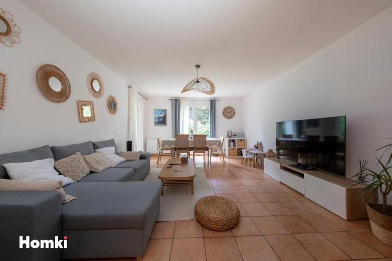 Appartement - 84 m² - 4 pièces