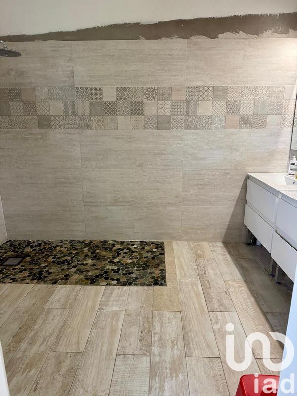 Maison - 200 m² - 4 pièces