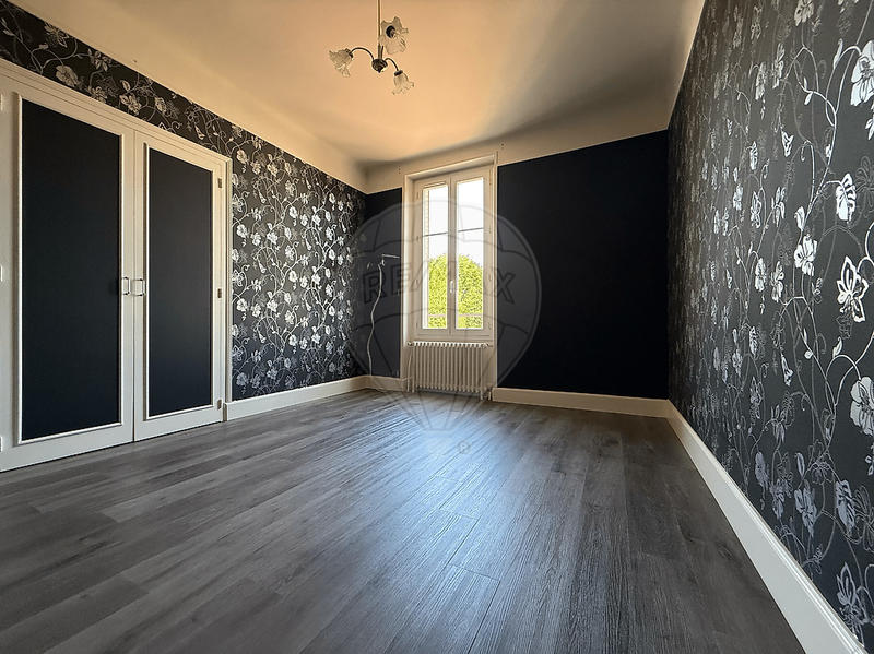 Maison - 105 m² - 6 pièces