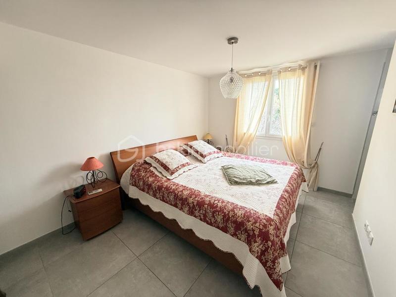 Villa - 90 m² - 4 pièces