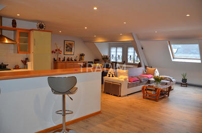 Maison - 300 m² - 10 pièces