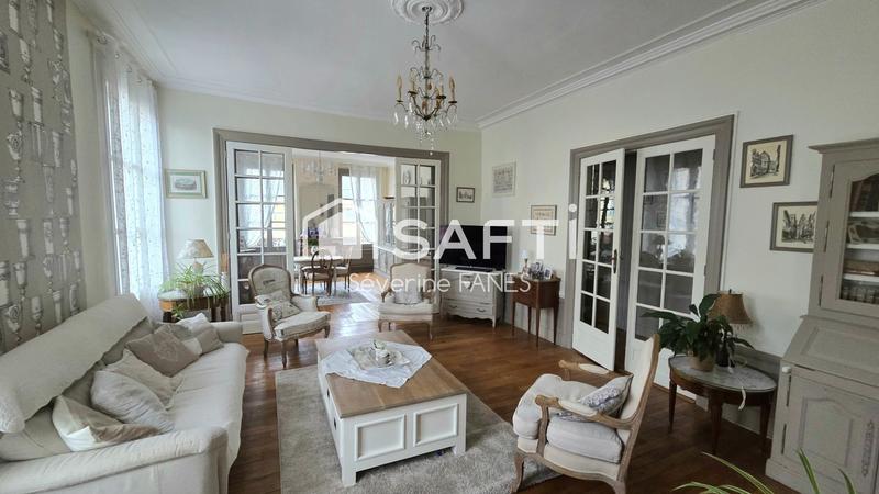 Appartement - 120 m² - 5 pièces