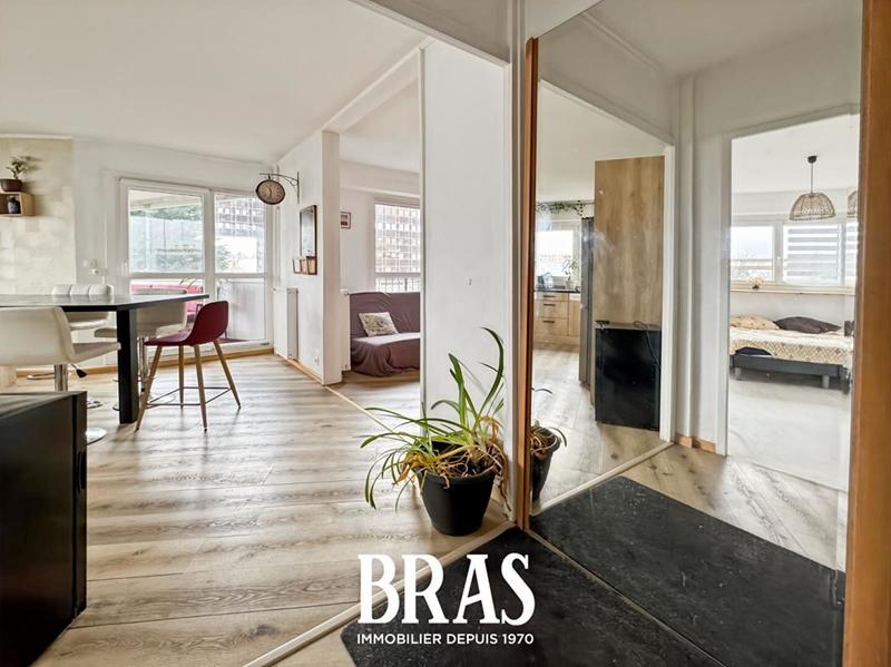 Appartement - 85 m² - 4 pièces