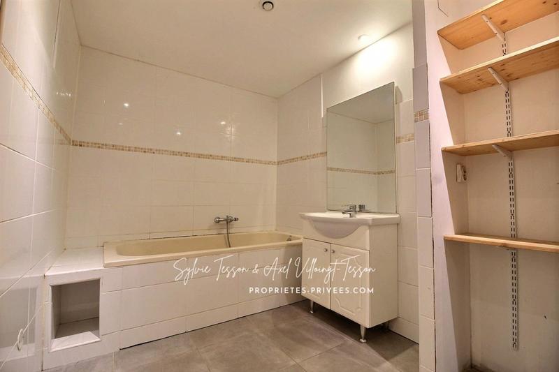 Maison - 122 m² - 5 pièces