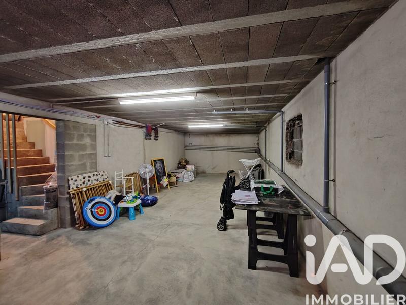 Maison - 203 m² - 8 pièces