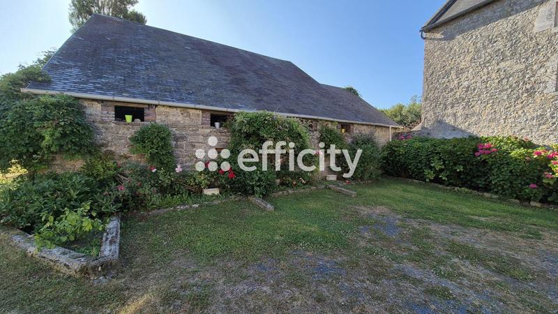 Maison - 495 m² - 14 pièces