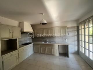 Maison traditionnelle - 105 m² - 5 pièces