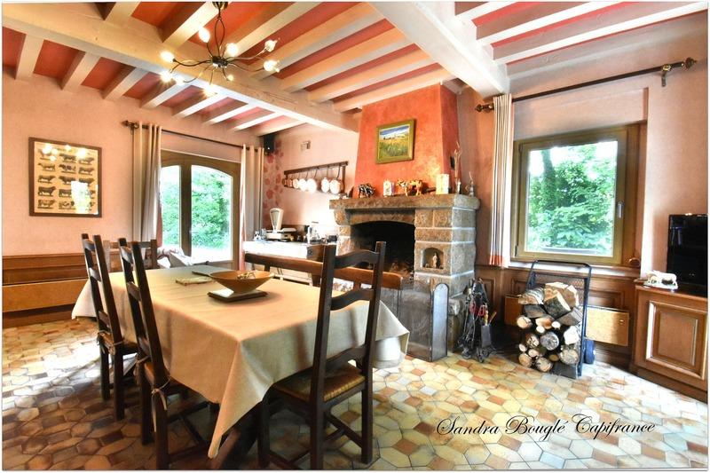 Propriété - 273 m² - 12 pièces