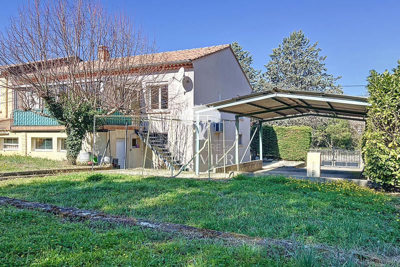 Maison de ville - 108 m² - 4 pièces