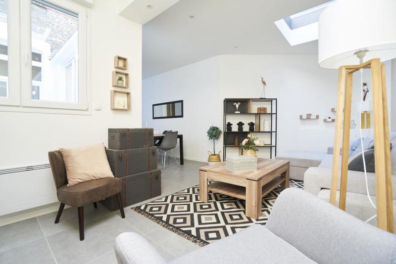 Maison - 156 m² - 8 pièces