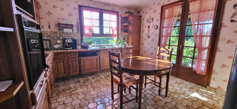 Villa - 226 m² - 6 pièces