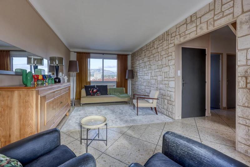 Maison - 137 m² - 5 pièces