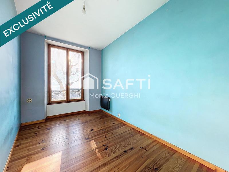 Appartement - 102 m² - 5 pièces