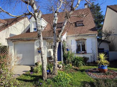 Maison traditionnelle - 119 m² - 5 pièces