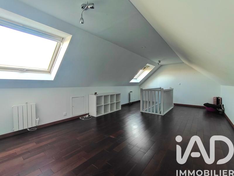 Maison - 140 m² - 8 pièces