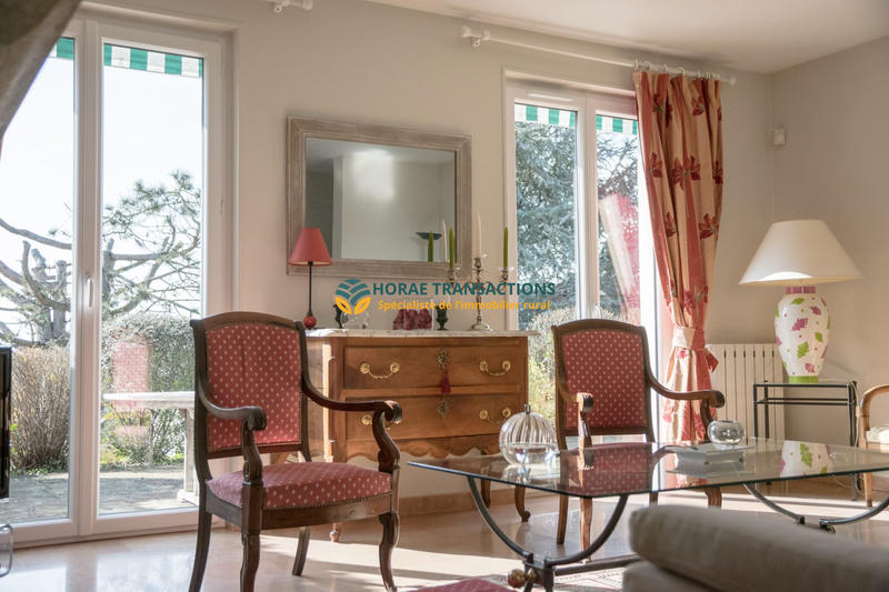 Maison - 215 m² - 7 pièces