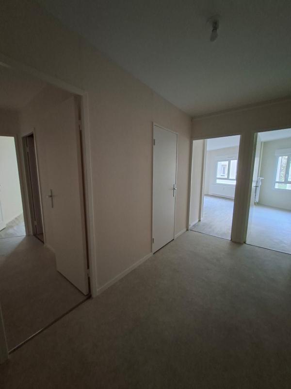 Appartement - 98 m² - 5 pièces