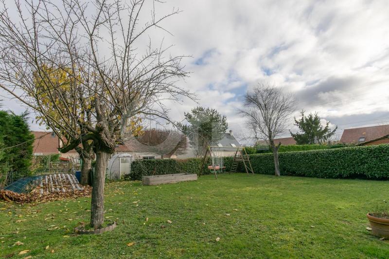 Maison - 99 m² - 4 pièces