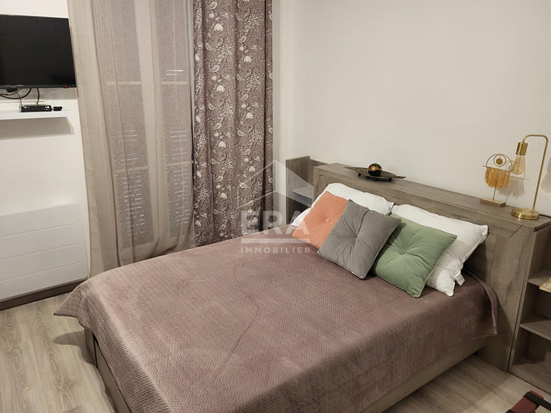 Maison - 101 m² - 6 pièces