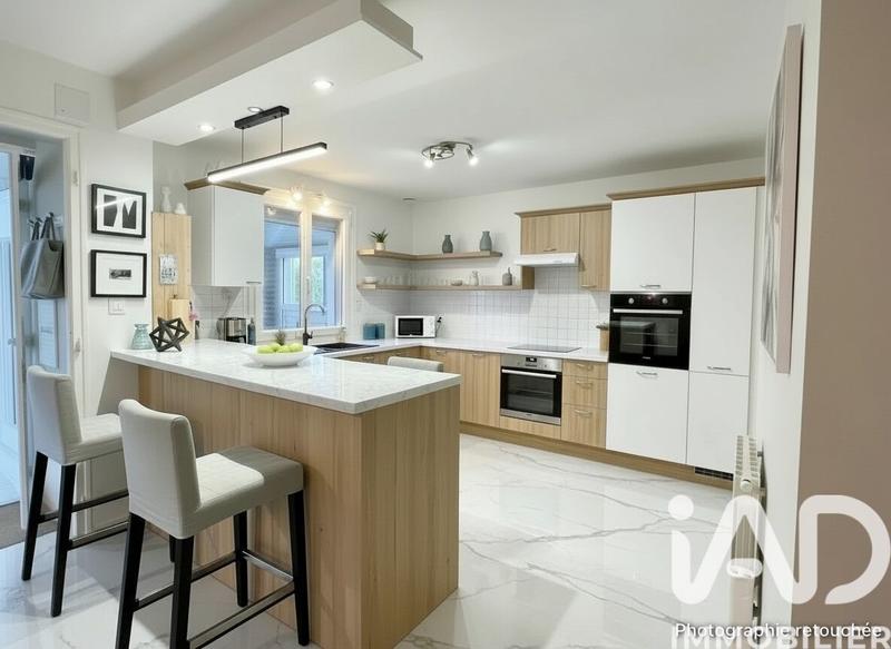 Maison - 120 m² - 5 pièces