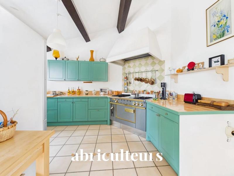 Maison ancienne - 256 m² - 8 pièces