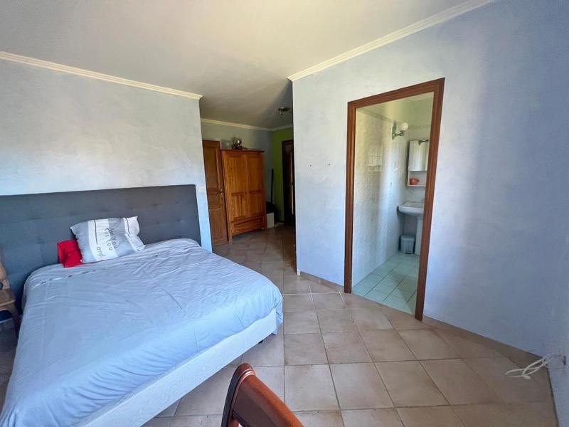 Maison - 348 m² - 10 pièces