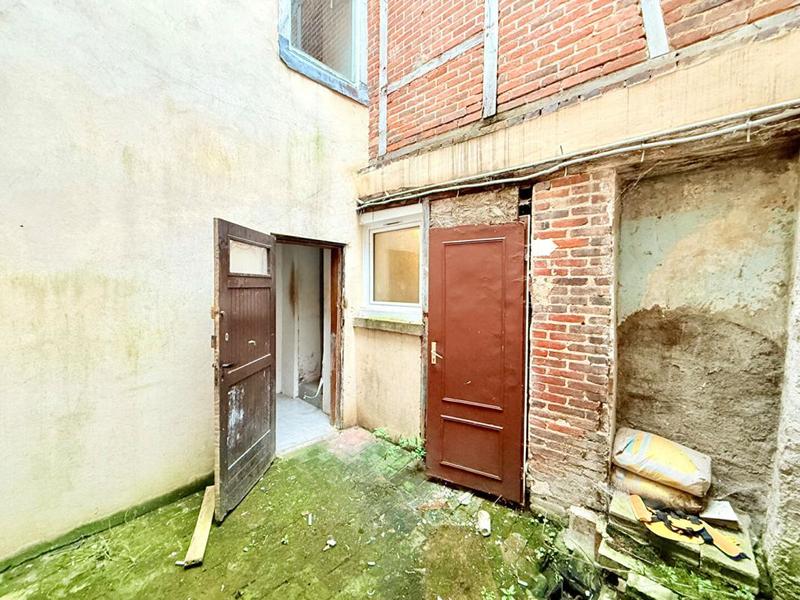 Immeuble - 105 m² - 5 pièces