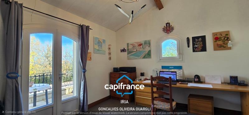 Propriété - 190 m² - 6 pièces