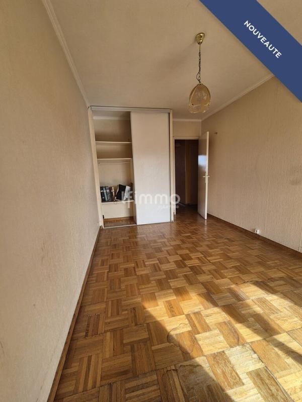 Appartement - 106 m² - 5 pièces