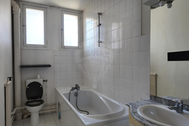 Appartement - 82 m² - 3 pièces