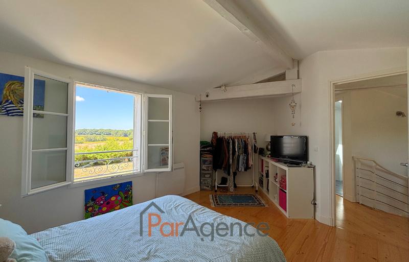 Maison - 204 m² - 5 pièces