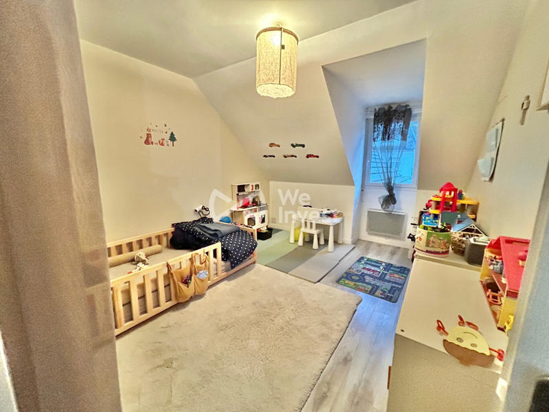 Maison - 95 m² - 4 pièces