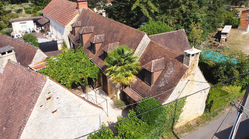 Maison - 187 m² - 10 pièces
