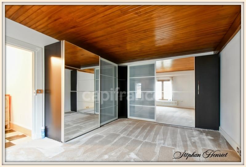 Maison de village - 209 m² - 6 pièces