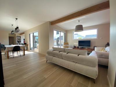 Maison - 158 m² - 5 pièces