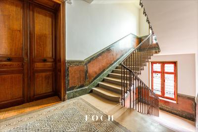 Appartement - 102 m² - 4 pièces