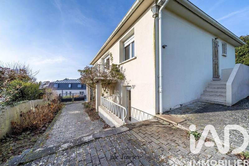 Maison - 80 m² - 5 pièces