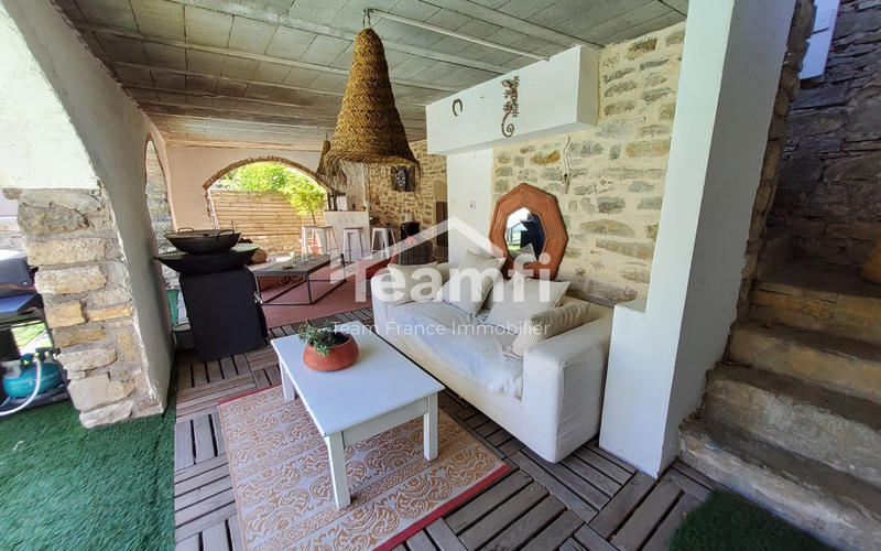 Mas - 176 m² - 7 pièces