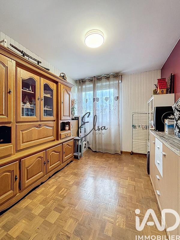 Appartement - 93 m² - 5 pièces