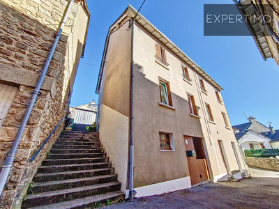 Maison de village - 95 m² - 5 pièces