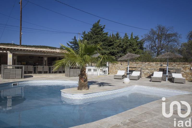 Maison - 226 m² - 8 pièces