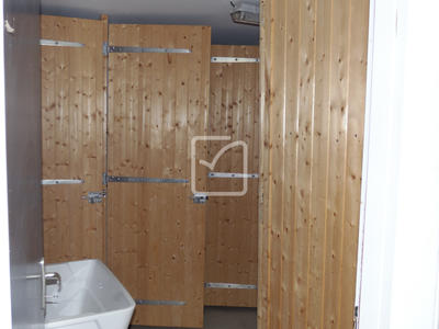 Propriété - 250 m² - 15 pièces