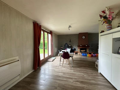 Maison de village - 76 m² - 6 pièces