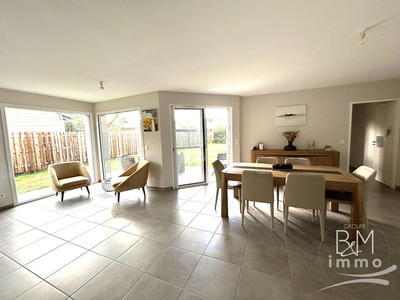 Maison - 125 m² - 5 pièces