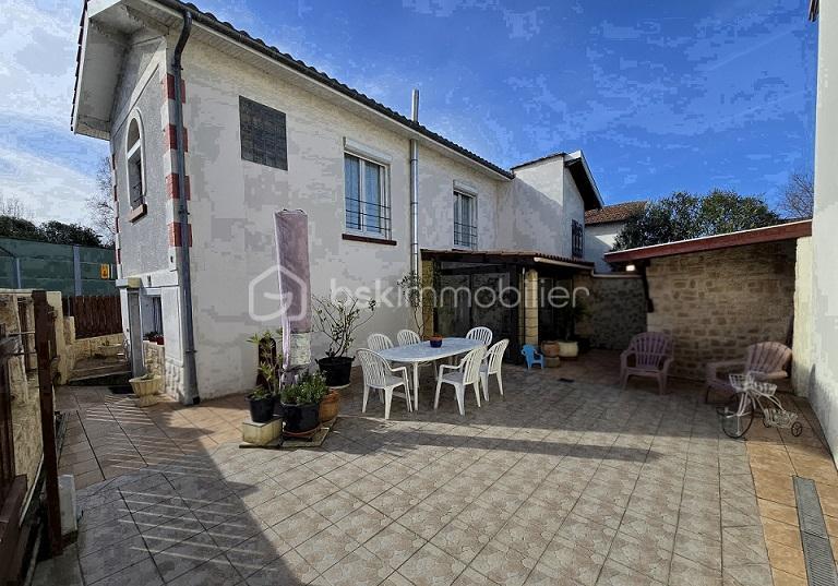 Maison de ville - 104 m² - 5 pièces