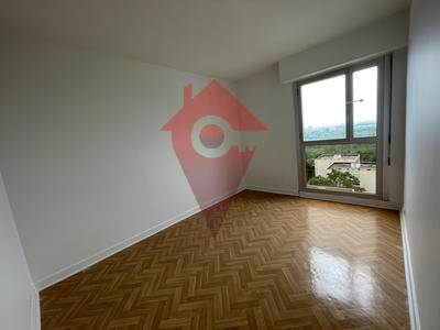 Appartement - 86 m² - 4 pièces