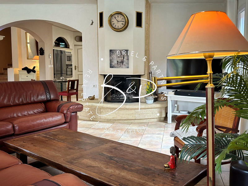 Maison - 150 m² - 5 pièces