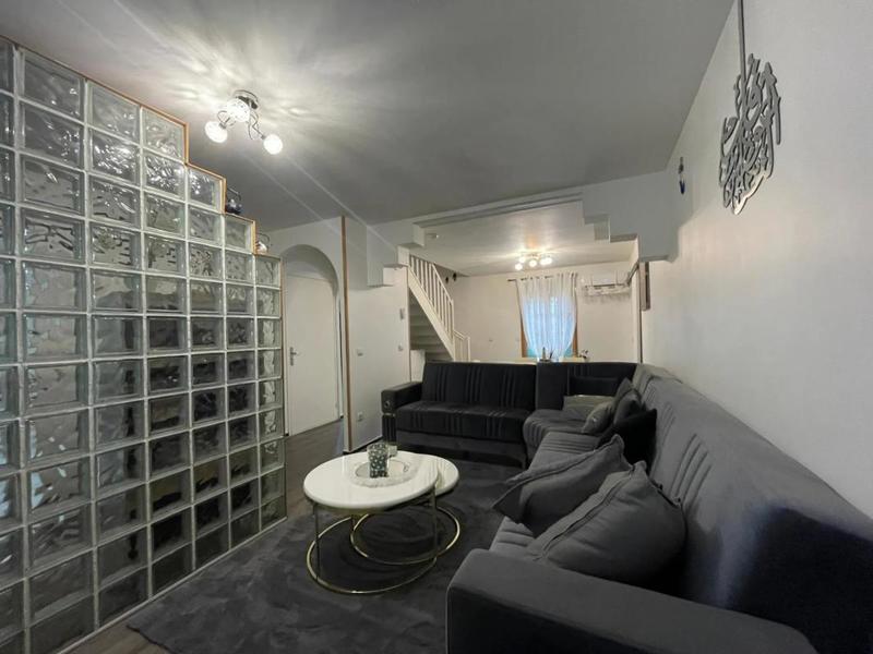 Maison - 130 m² - 7 pièces